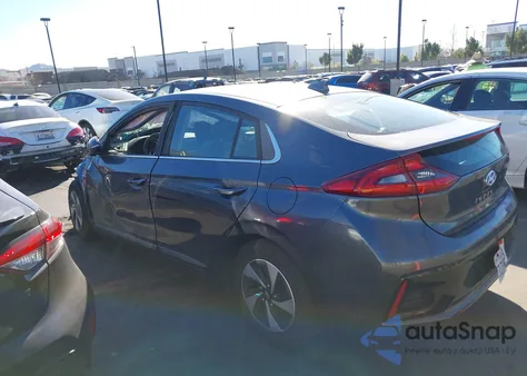 2017 Hyundai Ioniq Hybrid Sel z USA, uszkodzony, nr VIN KMHC75LCXHU038802